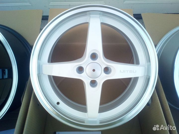 Диски-R16-R17 4x98 4x100 на Ваз, Lenso Плюсики+