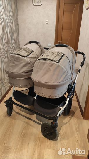 Каояска для двойни