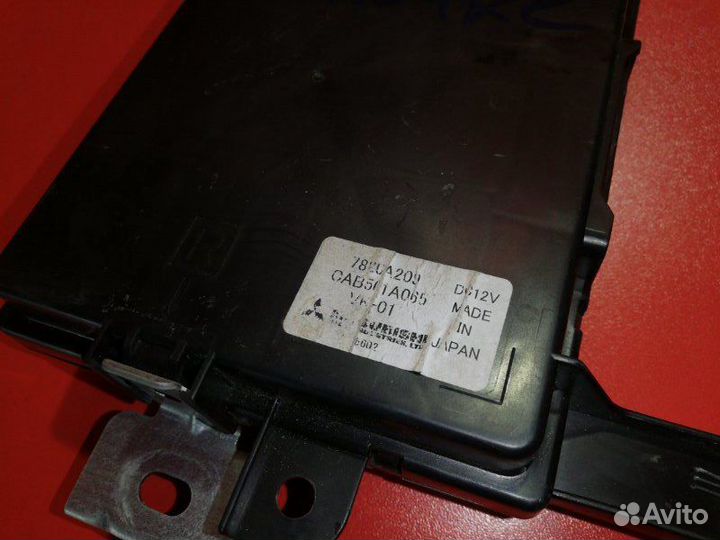 Блок управления кондиционером Mitsubishi Lancer