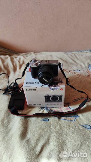 Canon eos m6