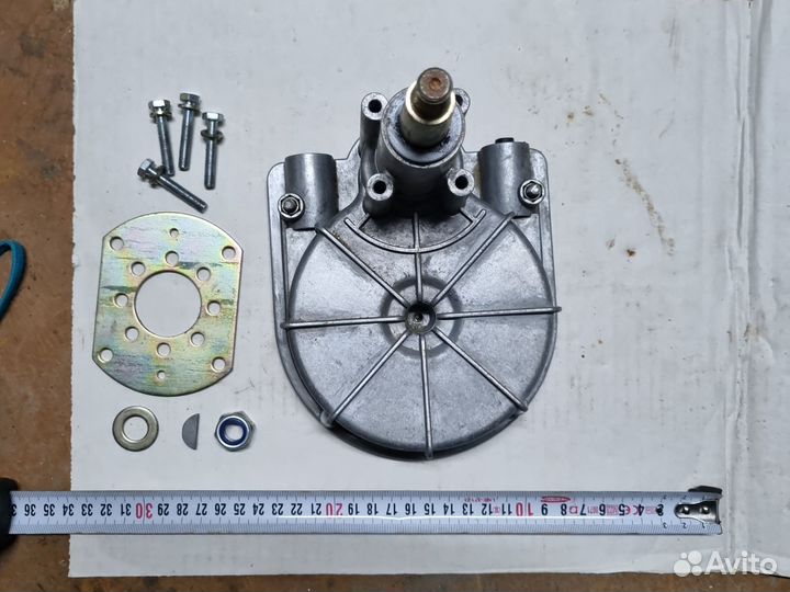 Рулевой редуктор с рулевым колесом