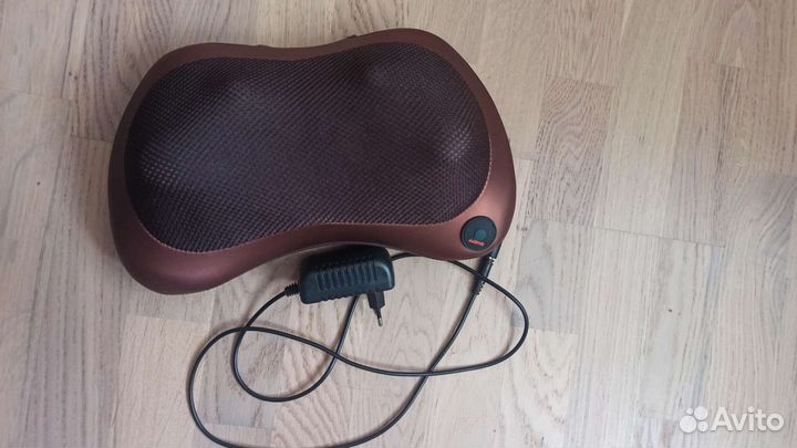 Массажная подушка с термороликами