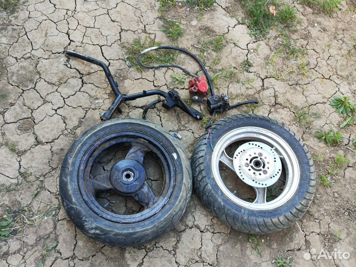 Запчасти на скутер