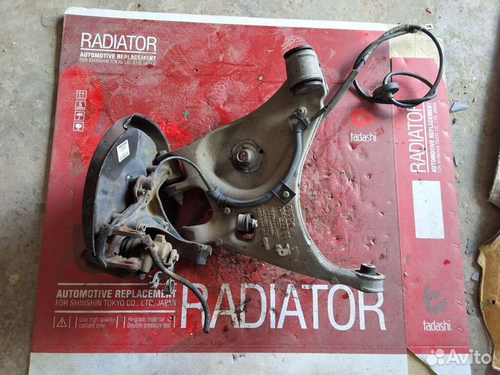 Ступица Audi A4 avant 8E (Заднее Левое)