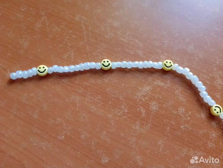 Браслет из бисера