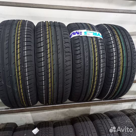 Viatti Strada Asimmetrico V-130 215/50 R17 91V