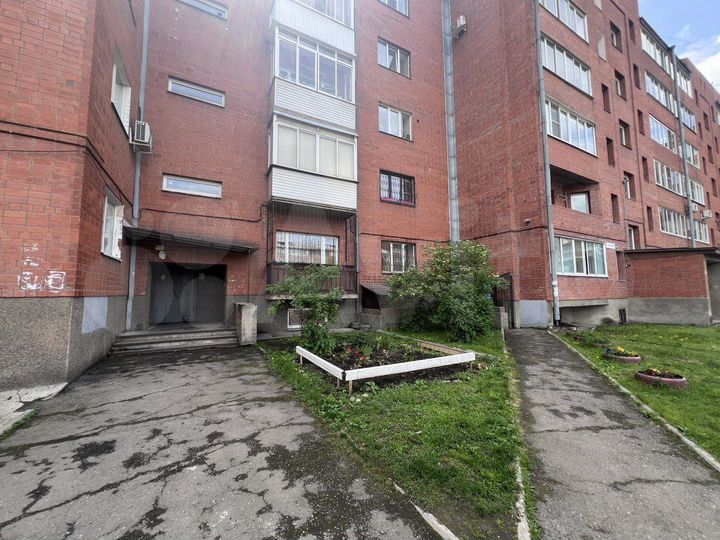 Свободного назначения, 300 м²