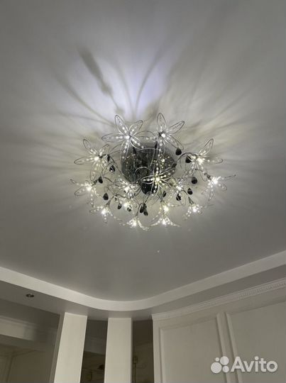 Светильник потолочный