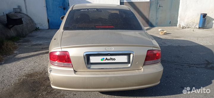 Hyundai Sonata 2.0 МТ, 2005, 221 392 км