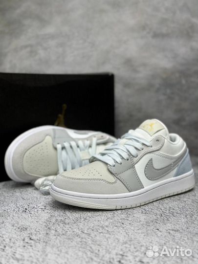 Кроссовки Nike air jordan 1 женские