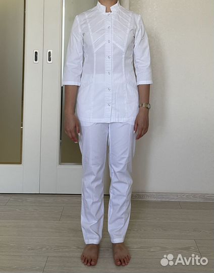 Медицинский костюм женский