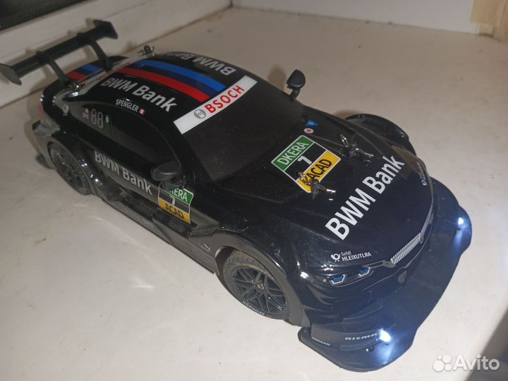 Машинка на радиоуправлении для дрифта