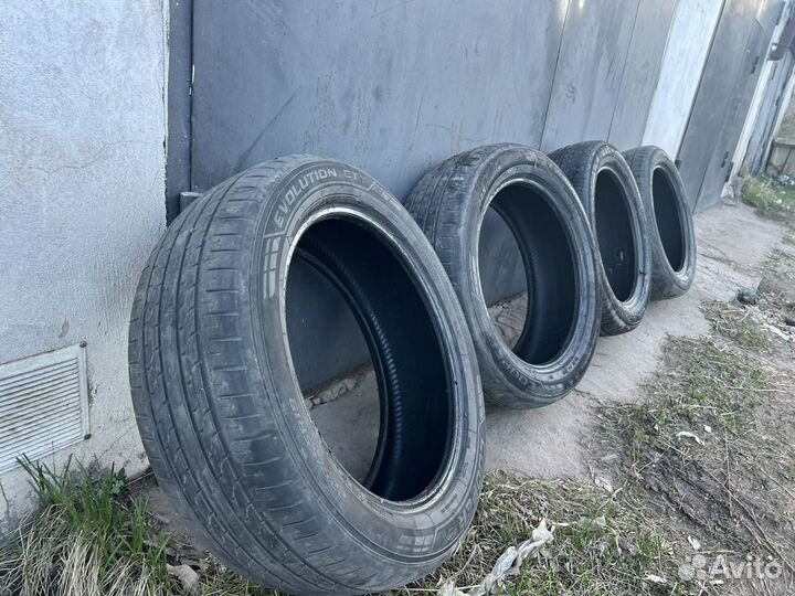 Cooper Evolution CTT 225/55 R19 25H