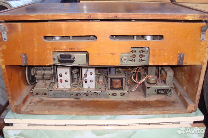 Радио рекорд + катушечный магнитофон