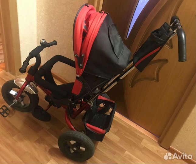 Прогулочная коляска