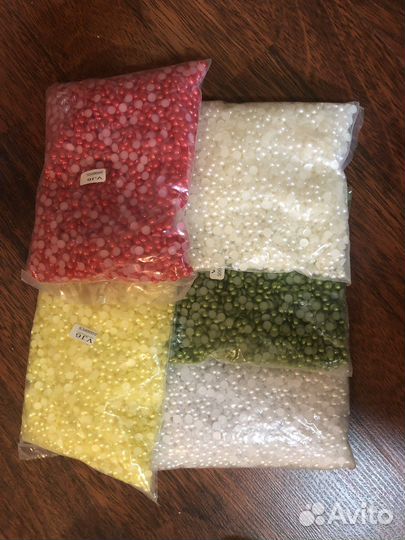 Бусины и полубусины