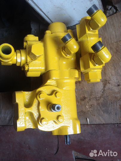 Гур (распределитель с редуктором) к-700,к-701,к700