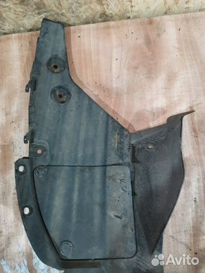 Брызговик задний правый Mazda Cx 5 SUV 2.2D SHY1