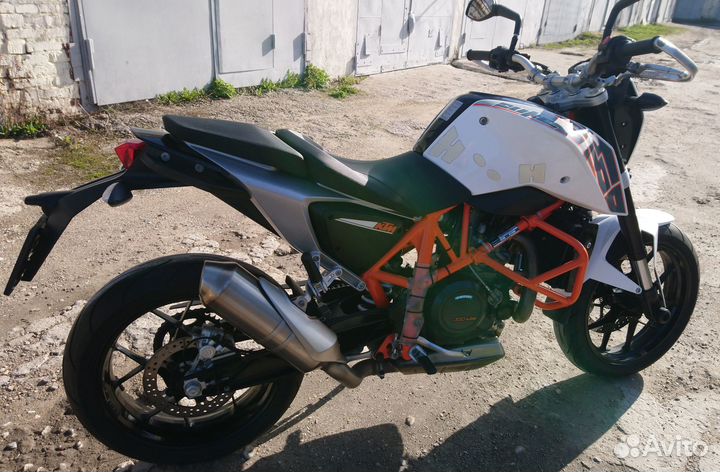 Мотоцикл KTM Duke 690