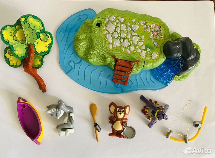 Киндер сюрприз макси Том и Джерри