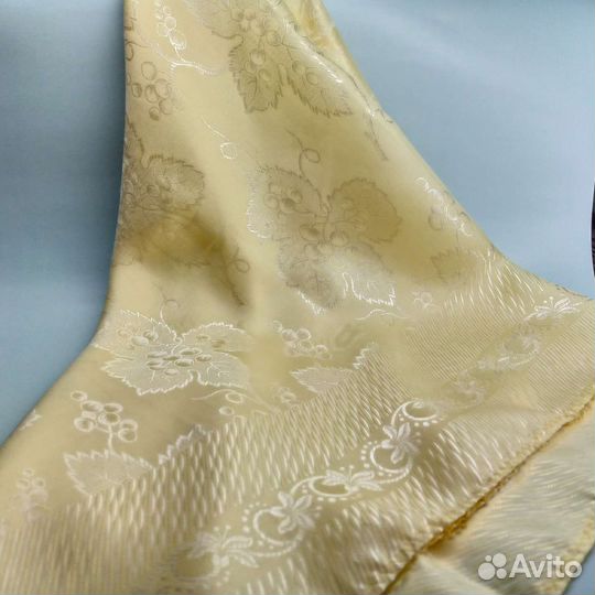 Платок шаль шёлковая