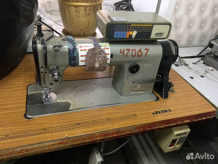 Машина швейная