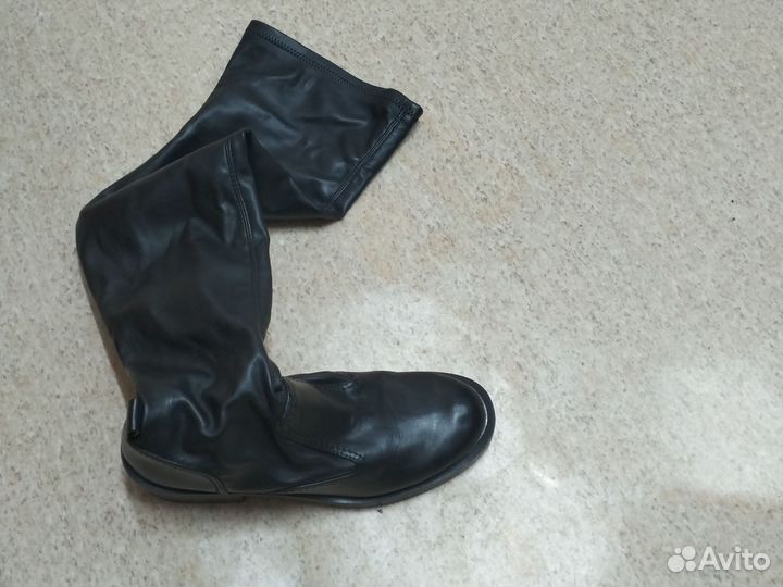 Сапоги весенние 38 на каблуке