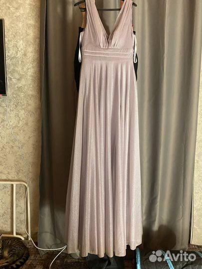 Платье женское, с декольте, длинное в пол