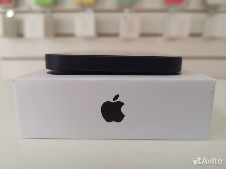 iPhone 12, 64 ГБ