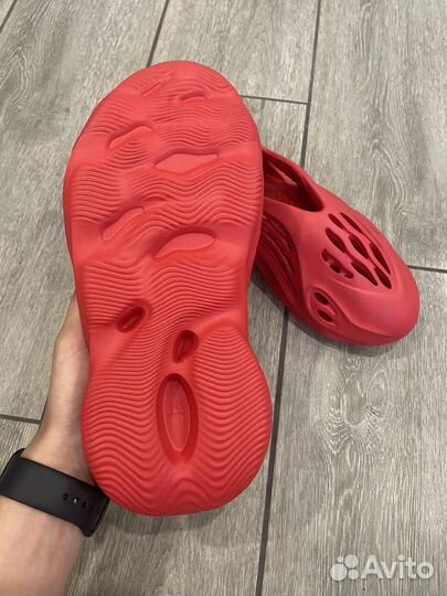 Adidas Yeezy Foam Runner Vermillion оригинал