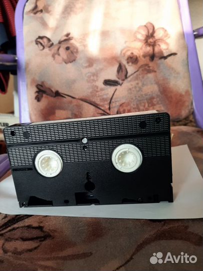 Касеты с видеофильмами