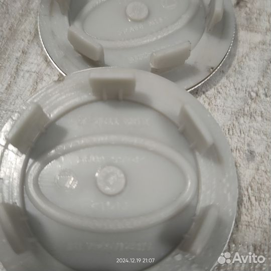 Заглушки, колпачки на литые диски rovers