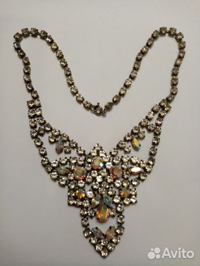 Броши,колье,подвески времён СССР