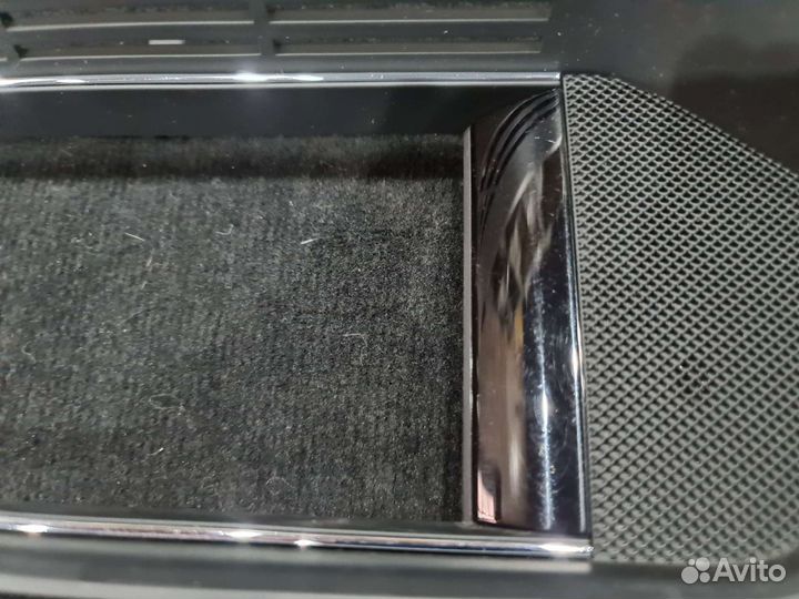 Рамка центрального дисплея Mercedes W212 дорест