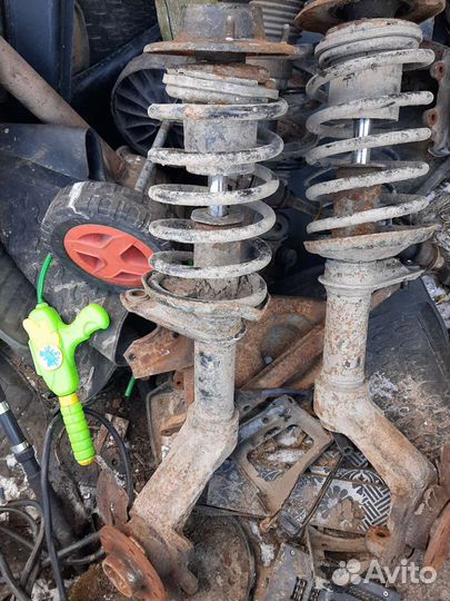 Стойка С пружиной шивроле Lanos