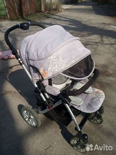 Прогулочная коляска