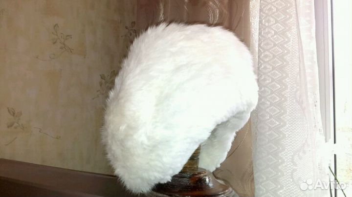 Берет женский, вязаный, мех кролик