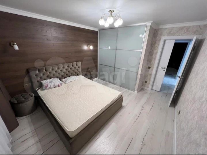 2-к. квартира, 67,7 м², 14/14 эт.