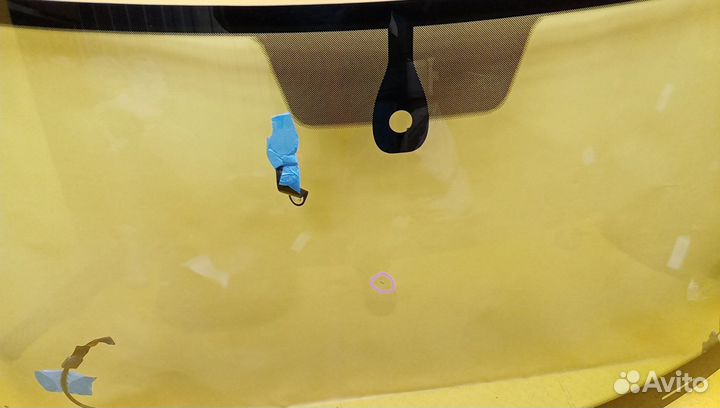 Стекло лобовое (ветровое) Touareg III 1337622