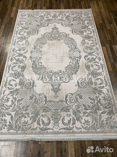 Ковер новый