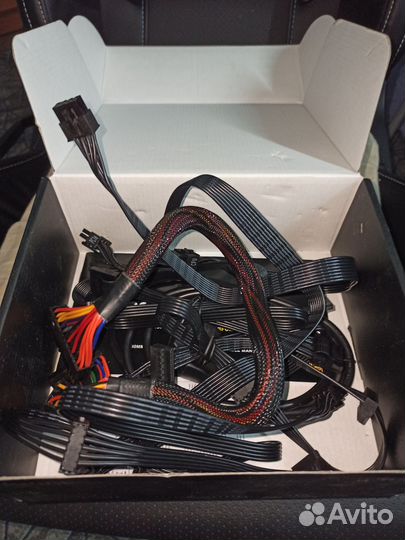 Блок питания sfx 650w Chieftec