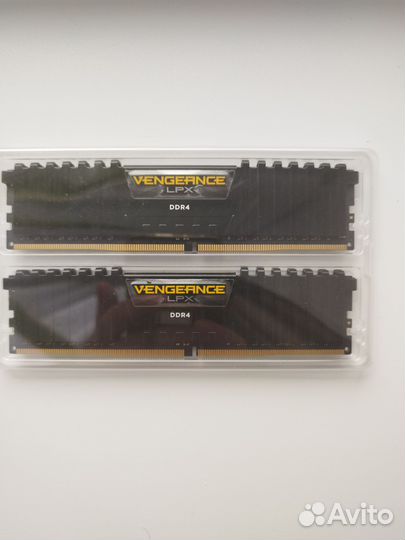 Оперативная память Corsair Vengeance LPX DDR4 16Gb