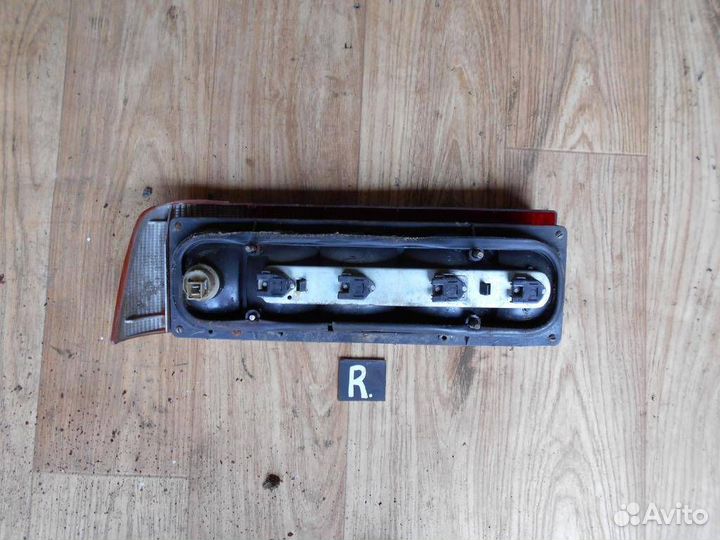 Фонарь задний правый азлк 2141