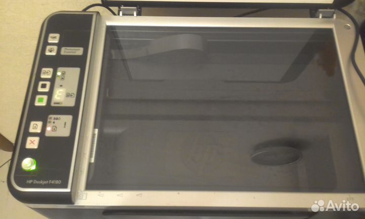 Почти новый принтер HP F4180