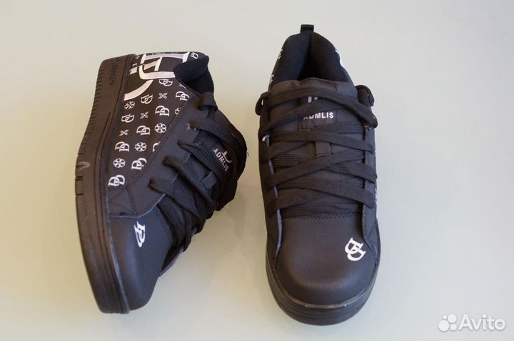 Dc shoes circa fallen adio dvs osiris etnies globe