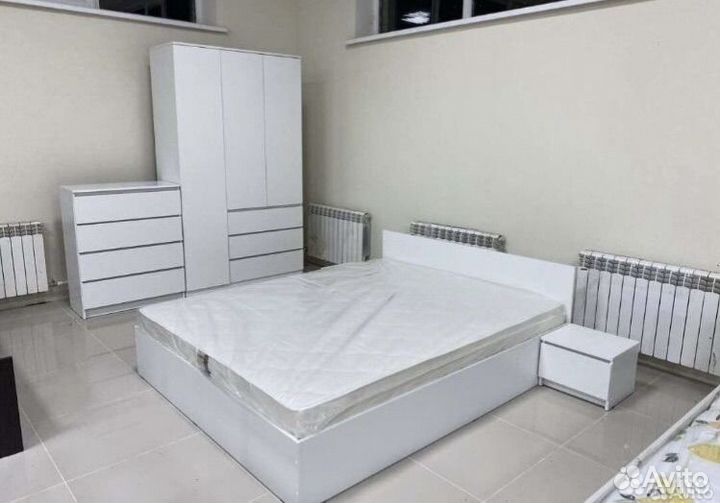 Кровать двухспальная 160 200