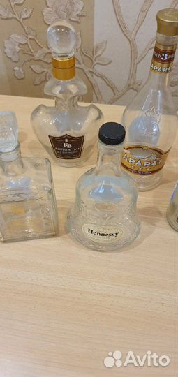 Бутылка с пробкой