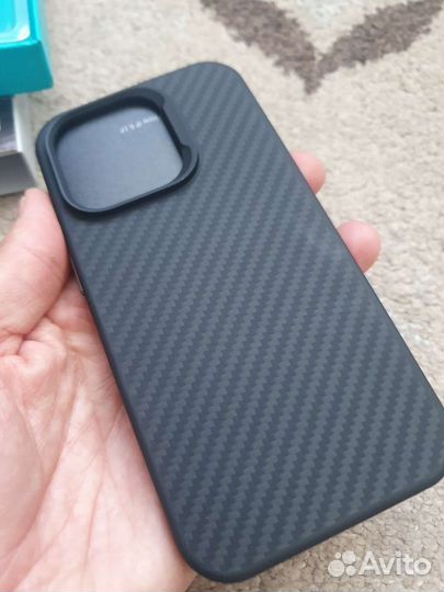 Чехлы на iPhone 14 pro