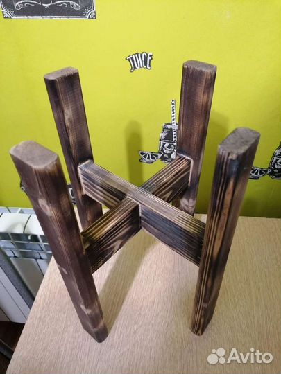 Подставка для цветов напольная