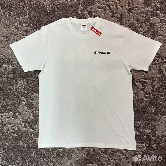 Футболка Supreme SupremeTee